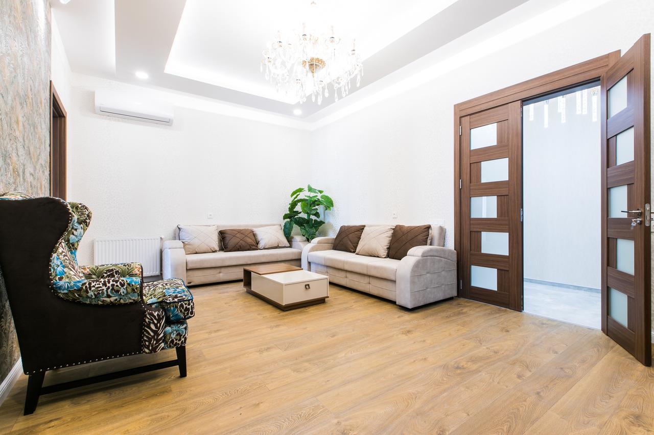 Sweet Home 6 Vip At Rustaveli Avenue Tbilisi Exterior foto