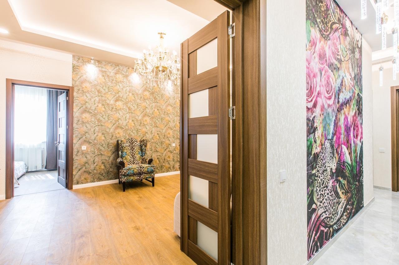Sweet Home 6 Vip At Rustaveli Avenue Tbilisi Exterior foto